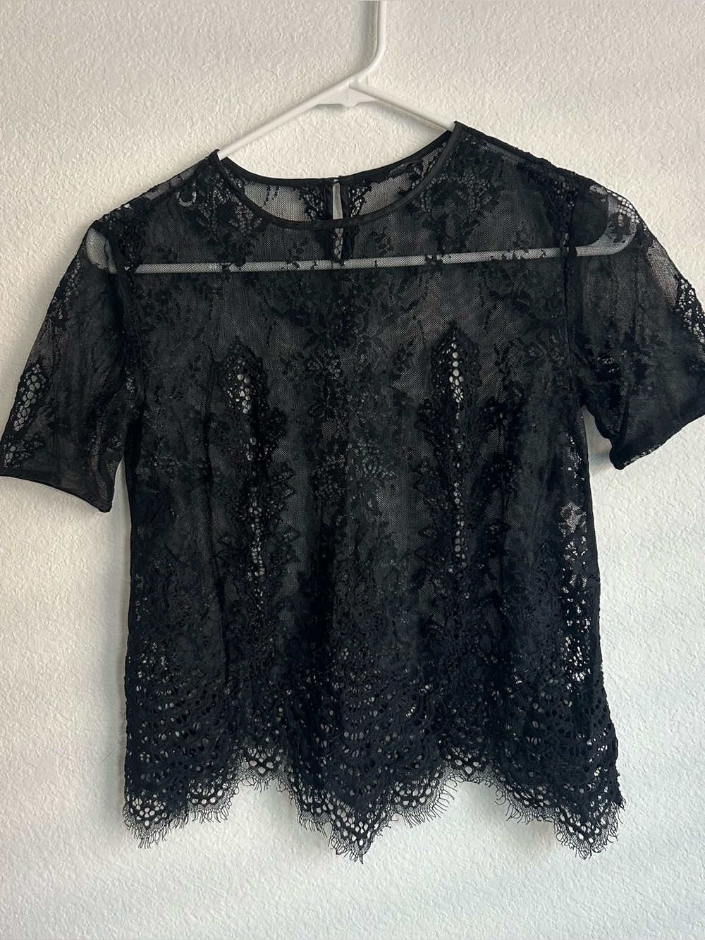 Joe’s Jeans Black Lace Top — XS